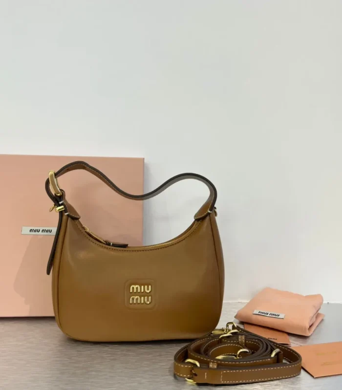 HOBO 20 BAG IN CARAMEL BROWN CALFSKIN