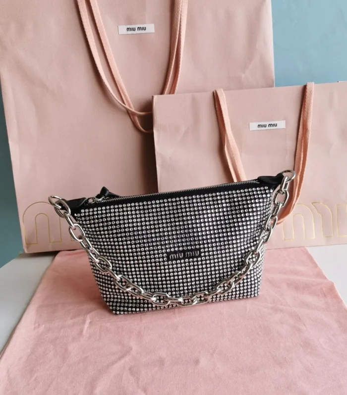 HANDBAG 19 IN BLACK CALFSKIN WITH CRYSTAL
