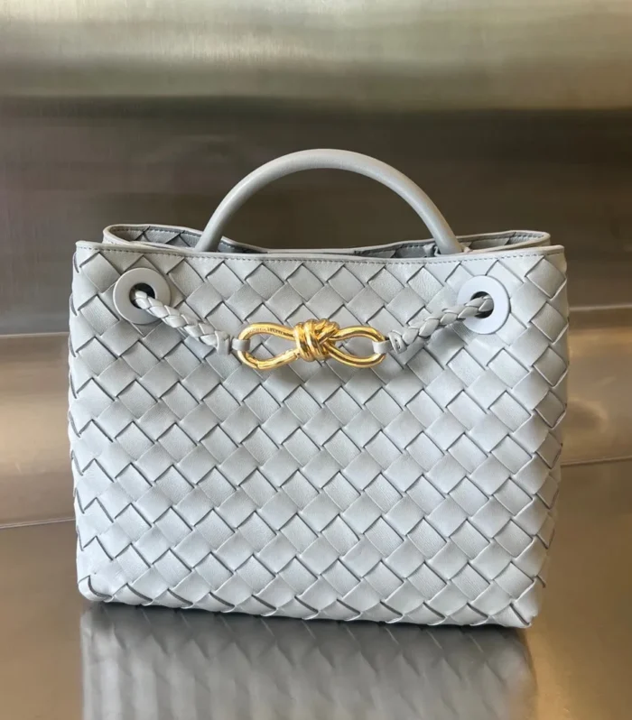 Bv Small Andiamo 25Cm Grey Lambskin