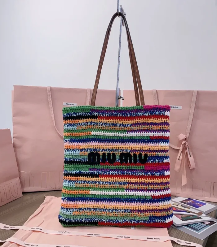 CROCHET TOTE BAG 38 IN MULTICOLORED WOVEN RAFFIA