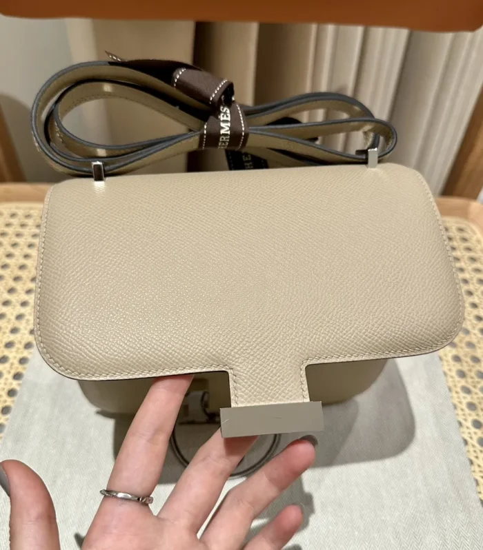 Constance 19 Trench Epsom
