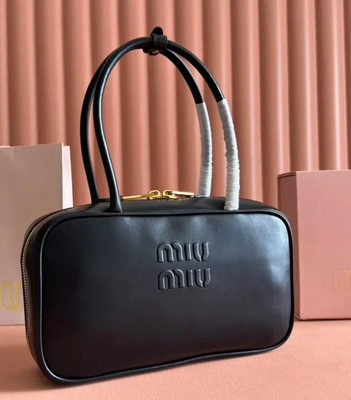 BEAU TOP HANDLE BAG 29 IN BLACK GLOSSY CALFSKIN