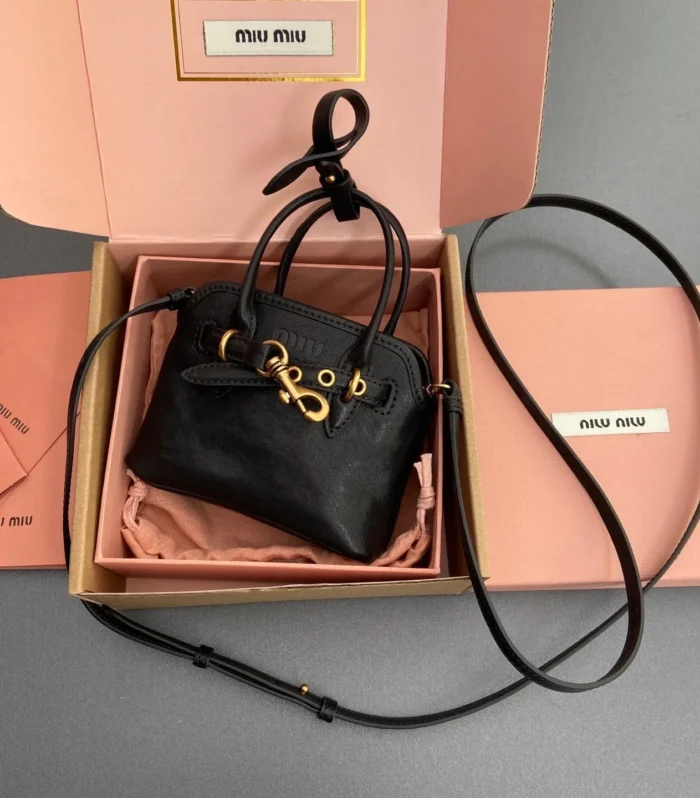 AVENTURE BAG 13 IN BLACK SHINY CALFSKIN