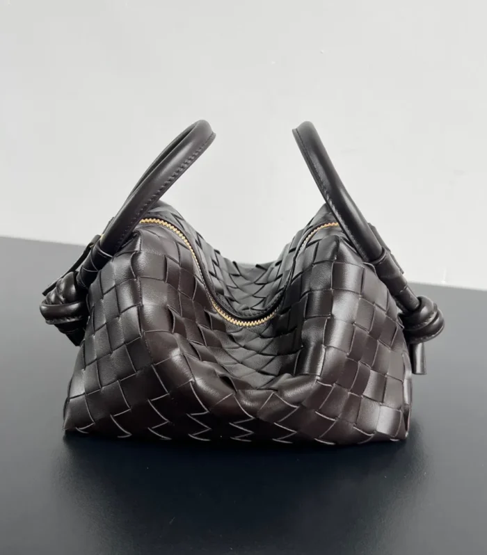 Bv Loop Top Handle 19Cm Chocolate Lambskin