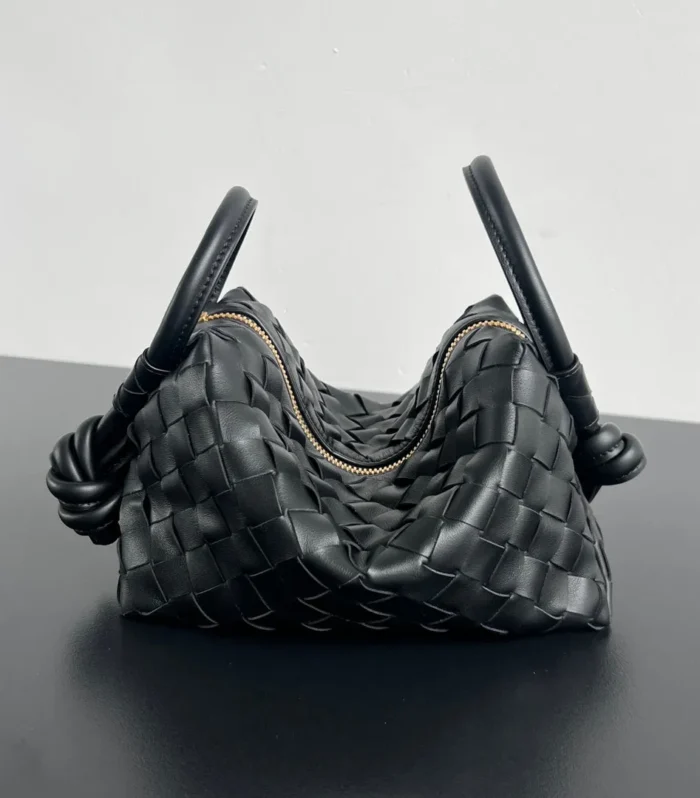 Bv Loop Top Handle 19Cm Black Lambskin