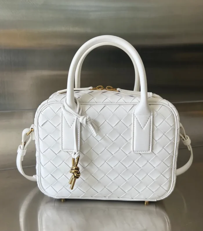 Bv Getaway Small 23Cm White Lambskin