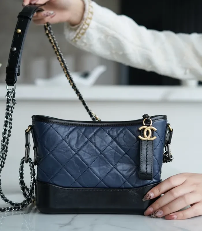 Gabrielle Hobo Small Black Blue