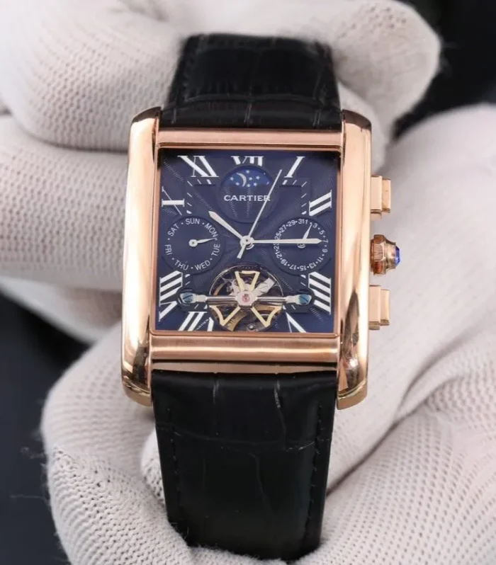 TANK MC ANNUAL CALENDAR MOONPHASE