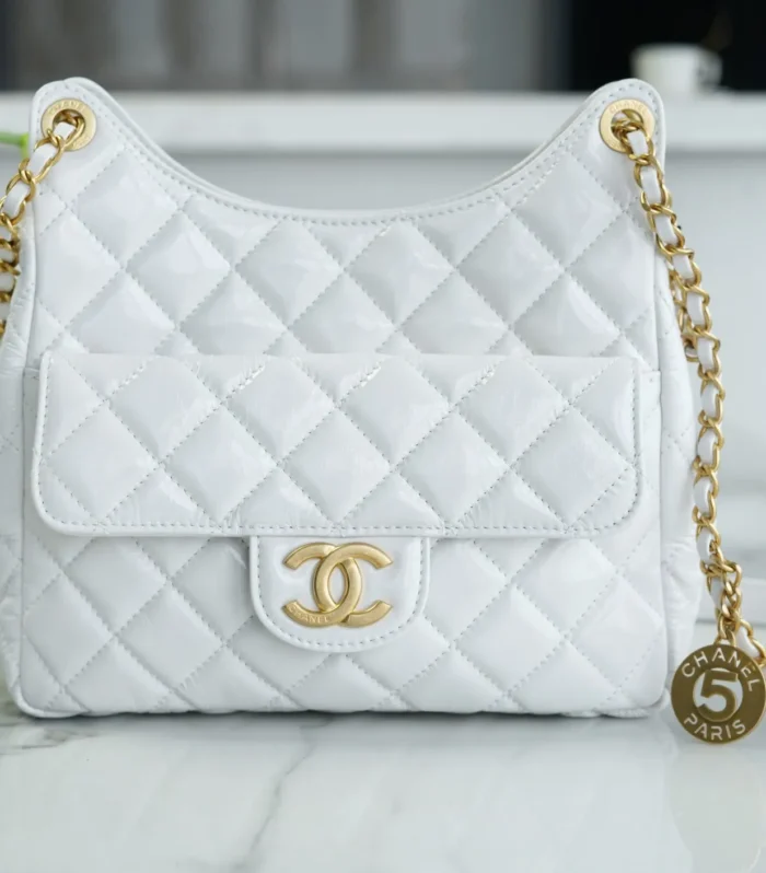 Gabrielle Hobo Medium White