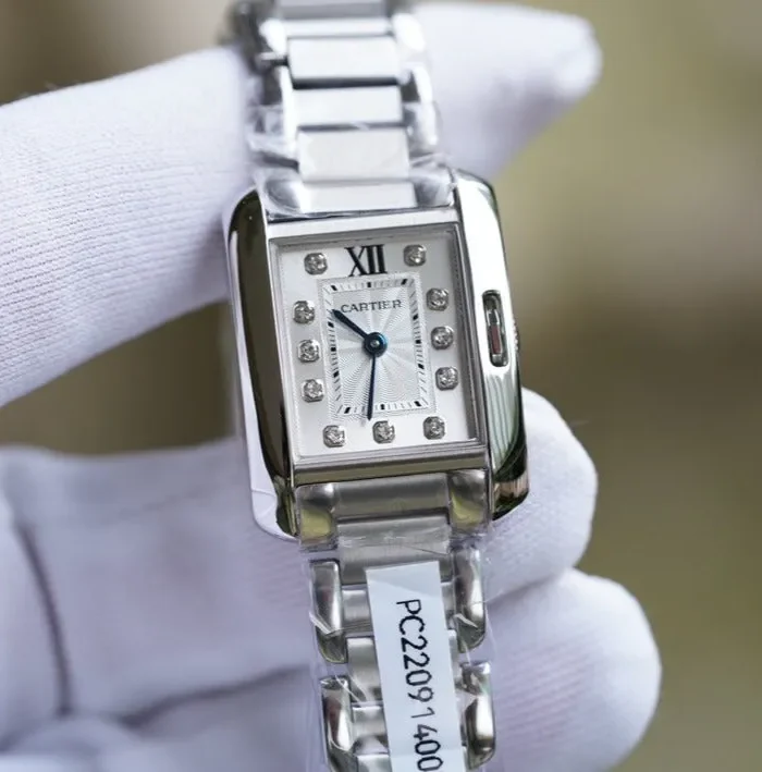 TANK ANGLAISE STEEL DIAMOND NUMBERALS