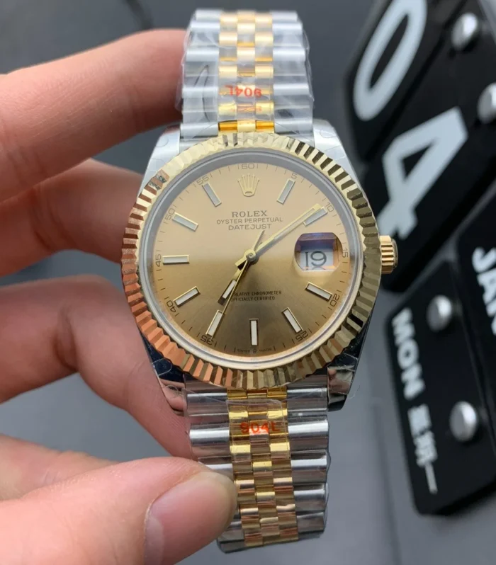 DATEJUST II 41 CHAMPAGNE DIAL JUBILEE BRACELET