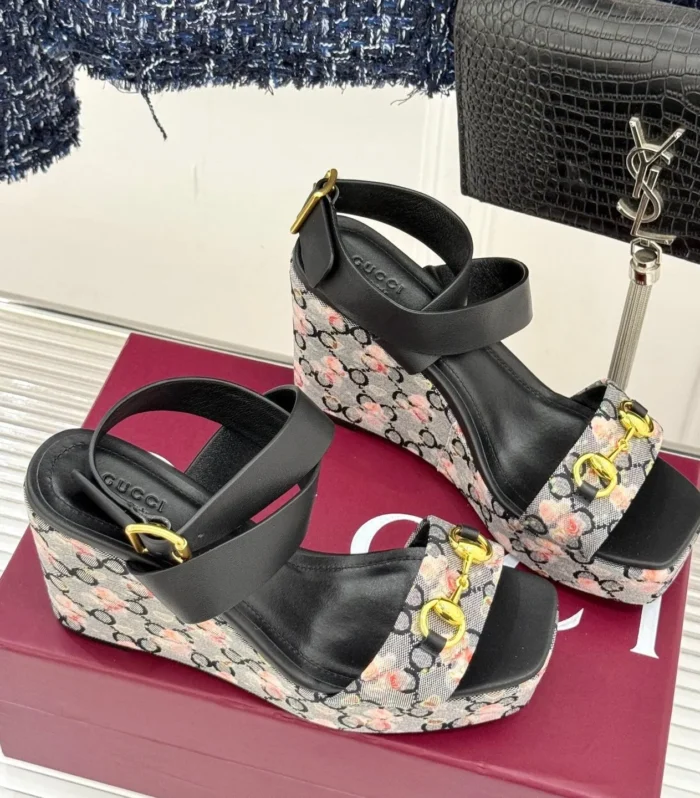 GC Floral Platform Wedge Sandal Black Mix Flower lambskin