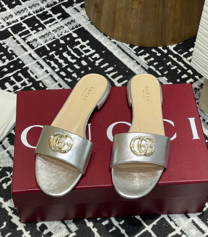 GC 25s flat sandals sliver metallic leather