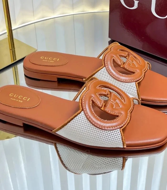 GC 25 Interlocking G Slide Sandal Brown Canvas Cowhide 294645