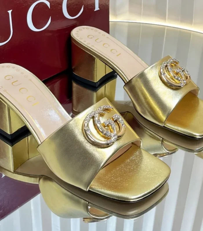 GC 25 Interlocking G Heeled Sandal Gold Patent Leather 294639