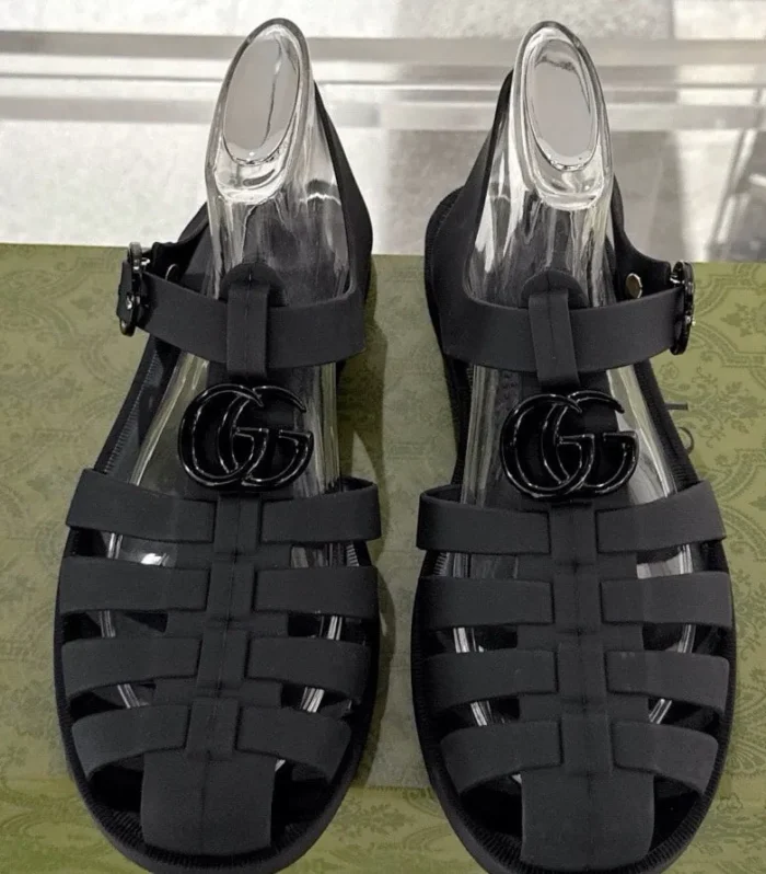 GC 25 Glossy Black Double G Sandal Black Rubber 292431
