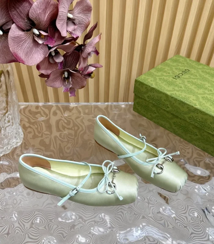 BALLET FLAT IN JADE GREEN SILK