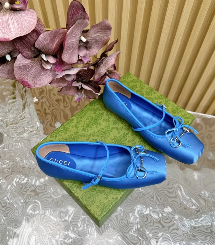 BALLET FLAT IN COBALT BLUE SILK