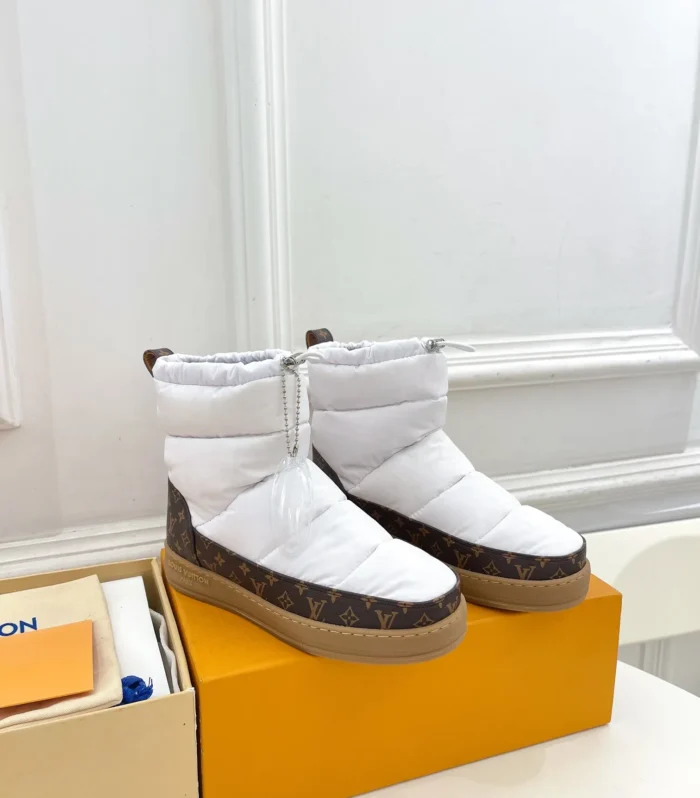 Cloud Padded Snow Boots