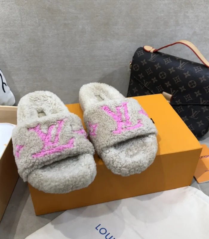 Cloud Blossom Slippers