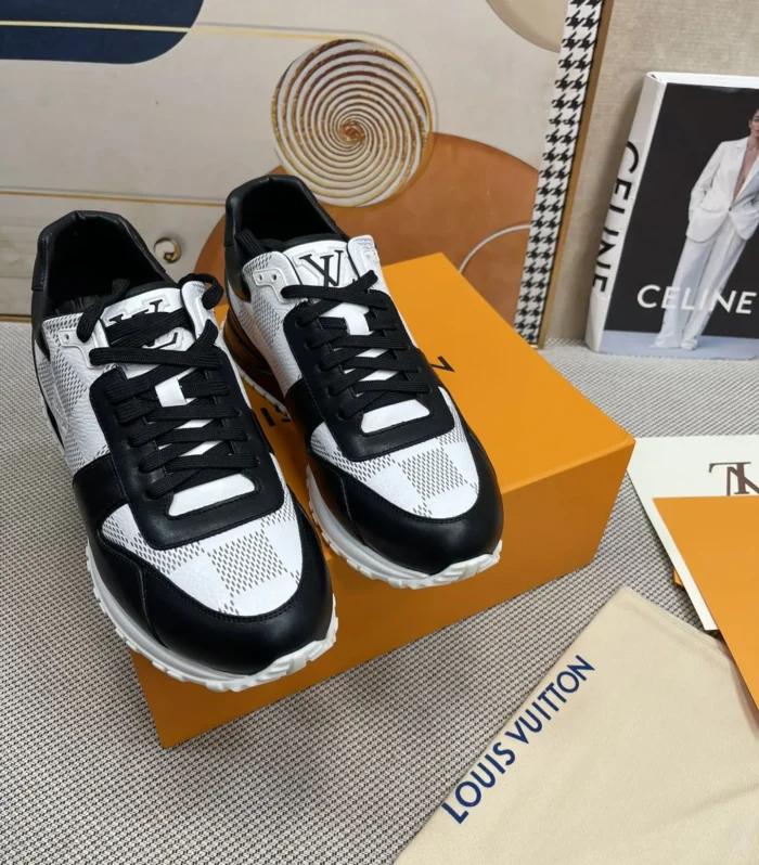 Classic Leather Sneaker