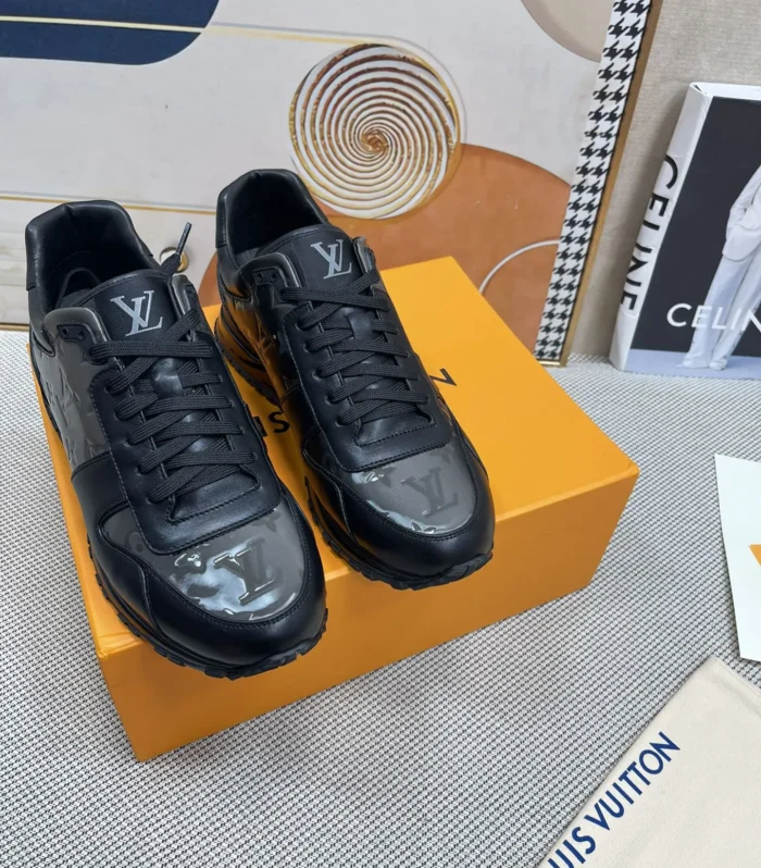 Classic Leather Sneaker