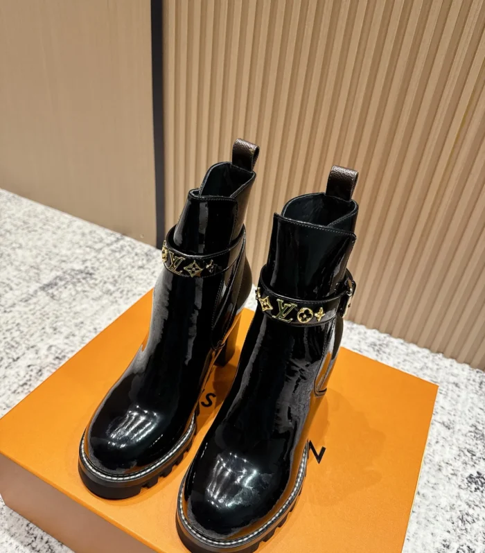 Classic Heeled Ankle Boot