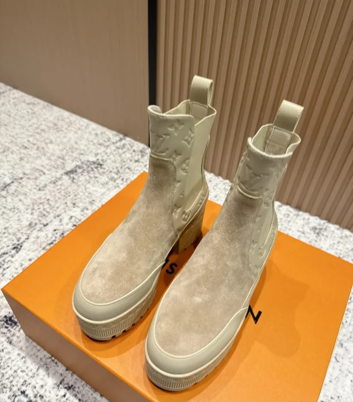Classic Heel Boot
