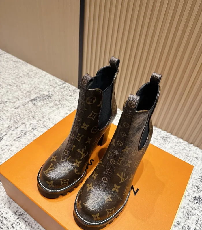 Classic Heel Boot