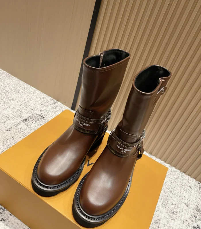 Chain Chelsea Boot