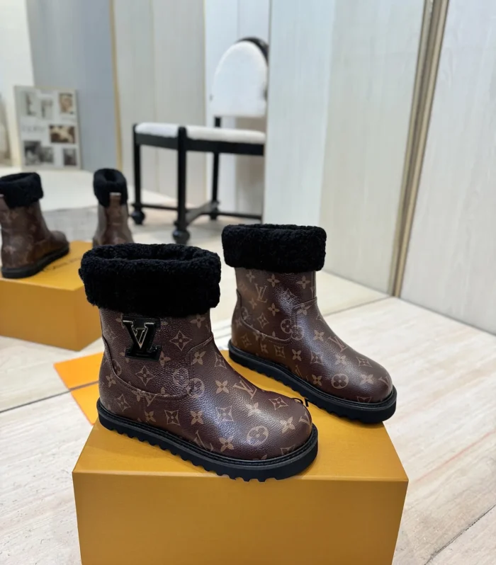 Aspen Line Chelsea Boot
