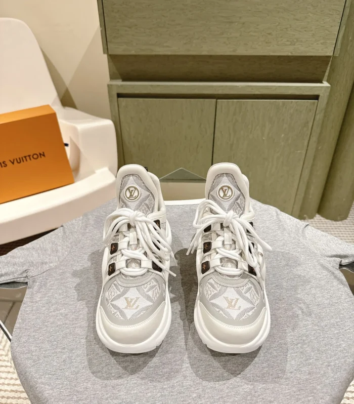 Archlight Sneaker