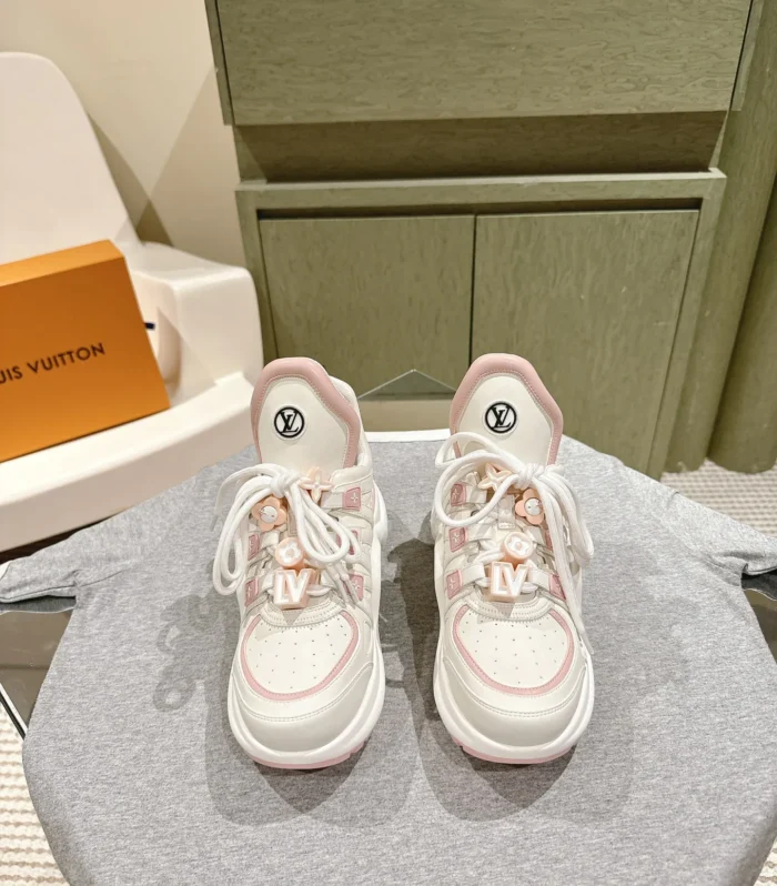 Archlight Sneaker