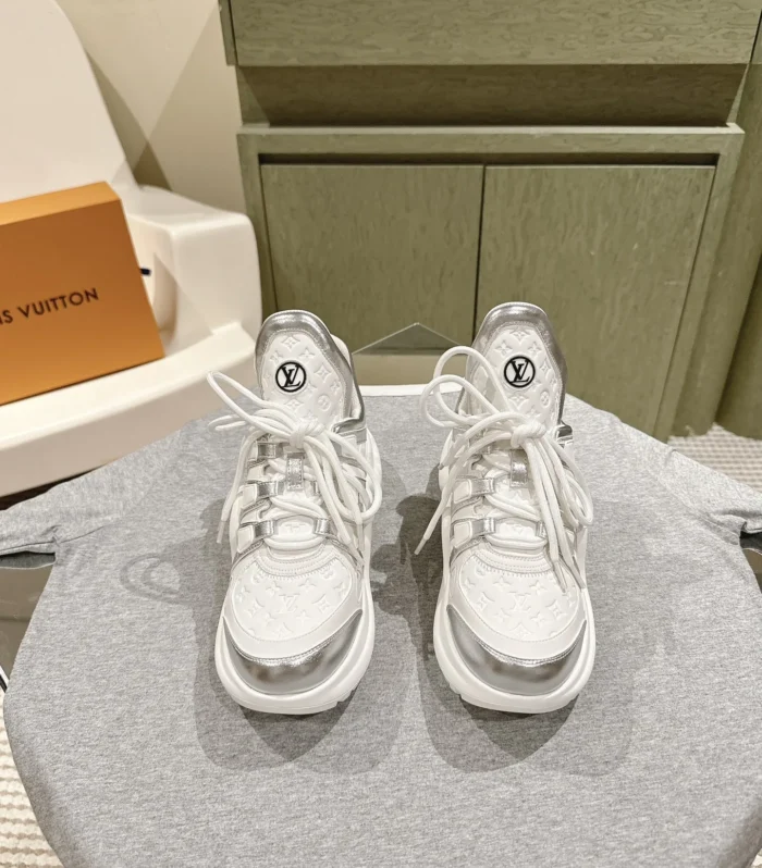 Archlight Sneaker