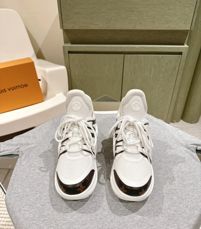 Archlight Sneaker