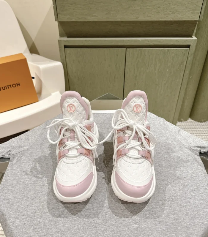 Archlight Sneaker