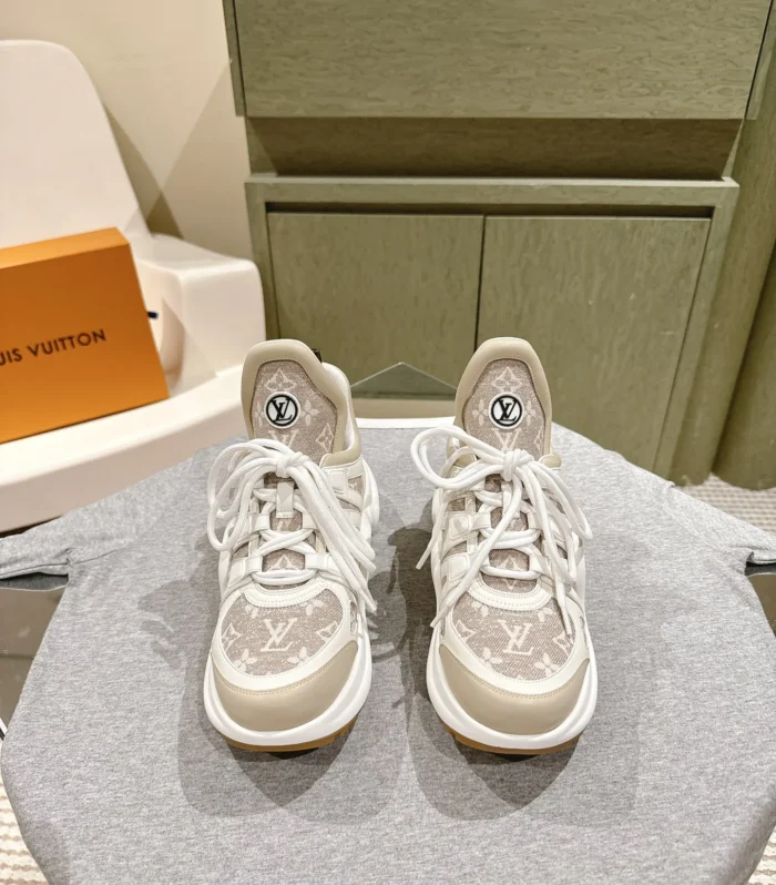 Archlight Sneaker