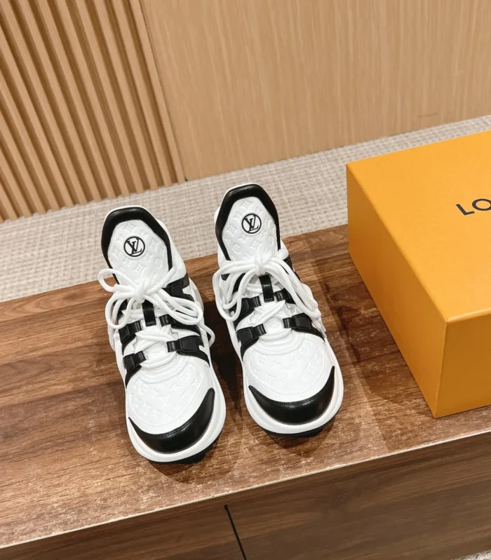 Arch Chunky Sneaker