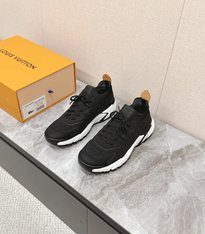 Aerosculpt Sneaker