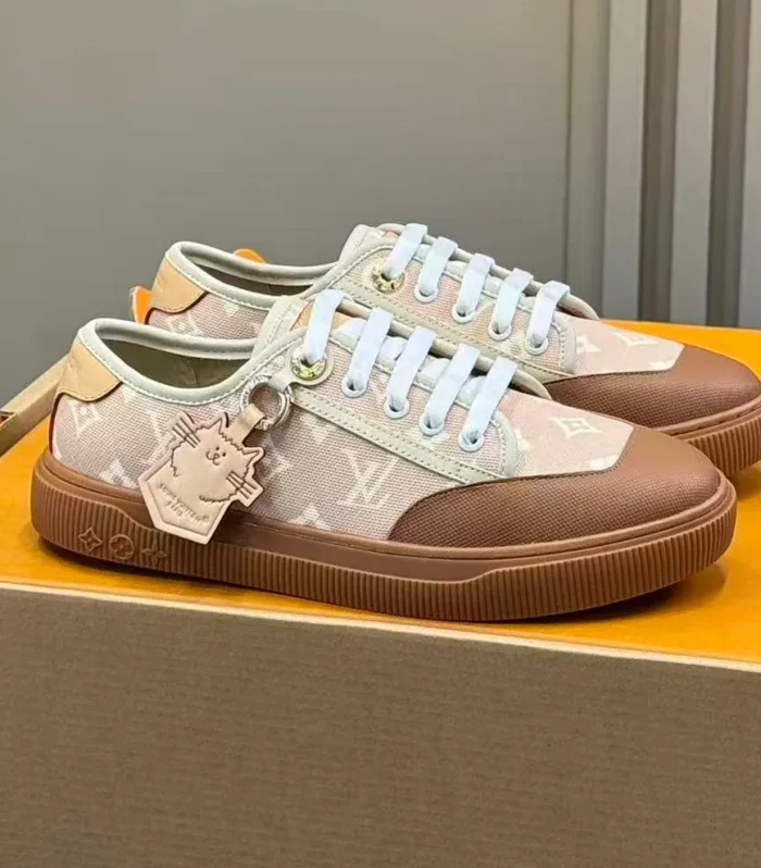 Anniversary Cat Design Shoes
