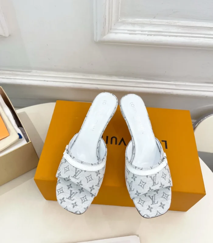 6AM Kitten Heel Mules