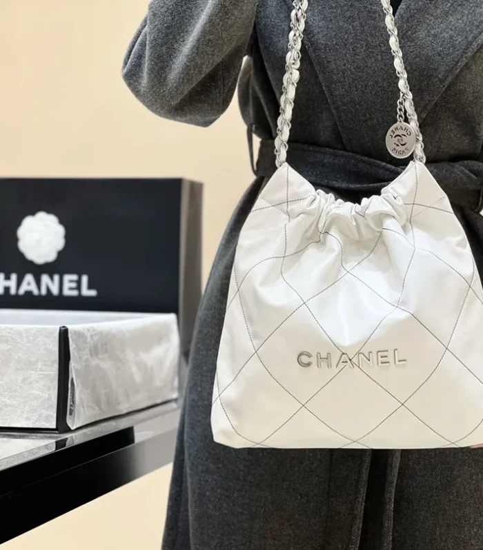 Exclusive Model Bag