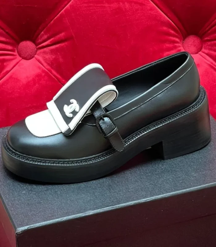 CC MOCCASIN LOAFER IN BLACK MIX WHITE LAMBSKIN