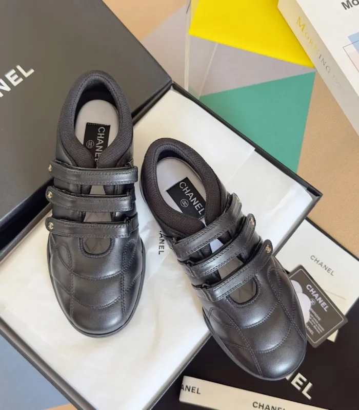 CC MARY JANE SNEAKER IN BLACK LAMBSKIN