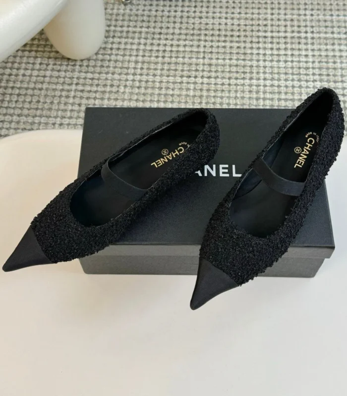 CC MARY JANE IN BLACK WOOL TWEED AND SATIN