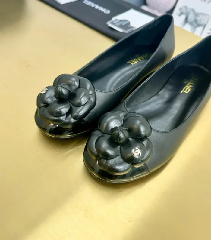 CC Loafers Black Leather Mix Floral Pattern 297799
