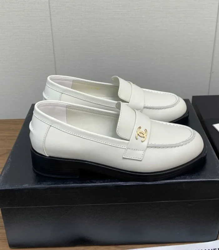 CC Loafers 25mm White Lambskin