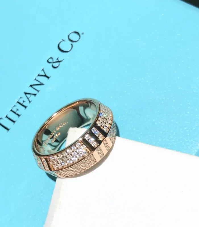 Atlas Diamond Cross Ring