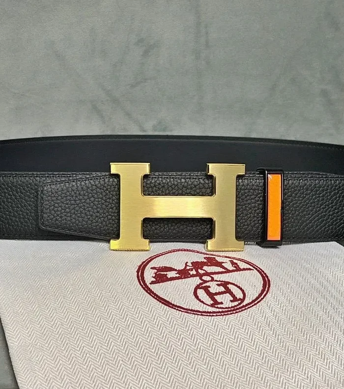 H BELT GOLD BUCKLE 38 MM SMOOTH BLACK LEATHER