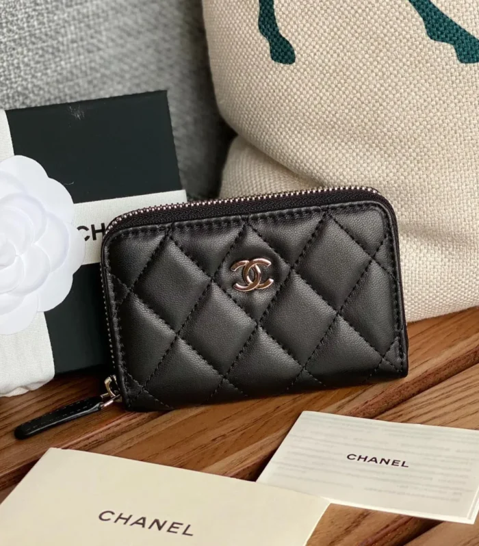 cc zipped wallet 7.5 cm black calfskin silver hardware